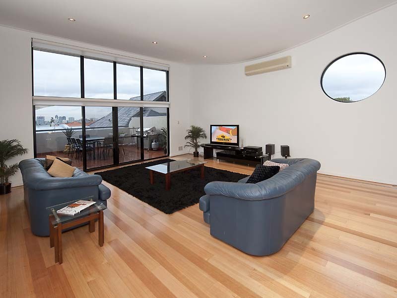 20A Swan Street, South Perth WA 6151