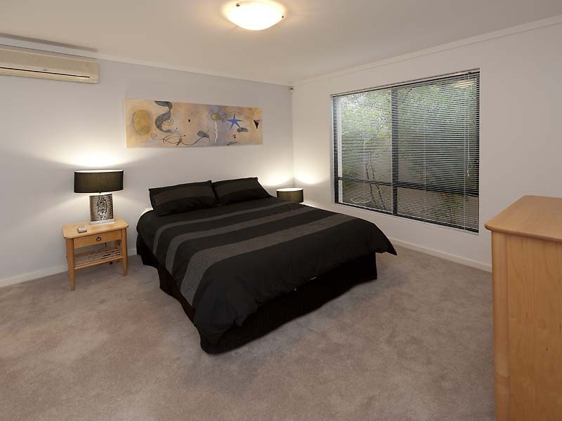 20A Swan Street, South Perth WA 6151