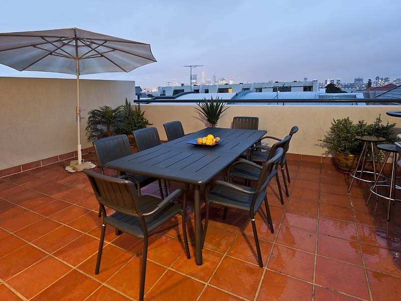 20A Swan Street, South Perth WA 6151