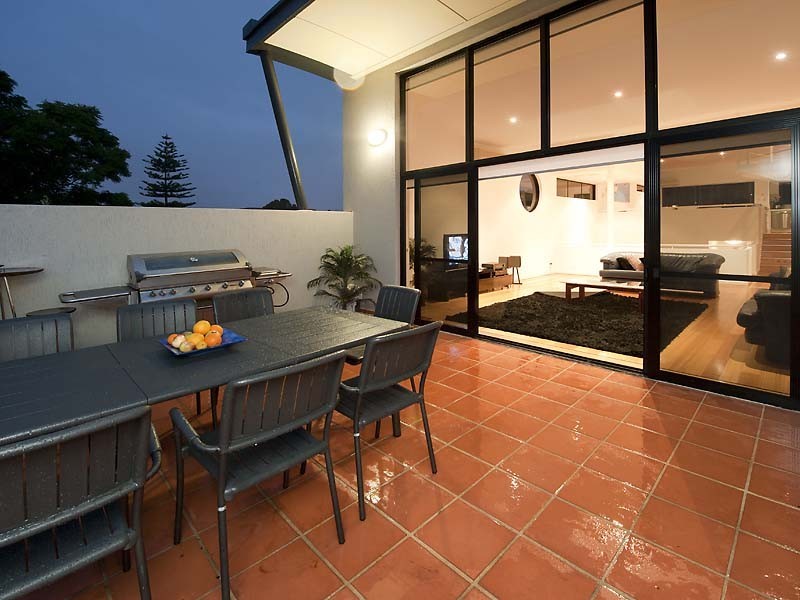 20A Swan Street, South Perth WA 6151