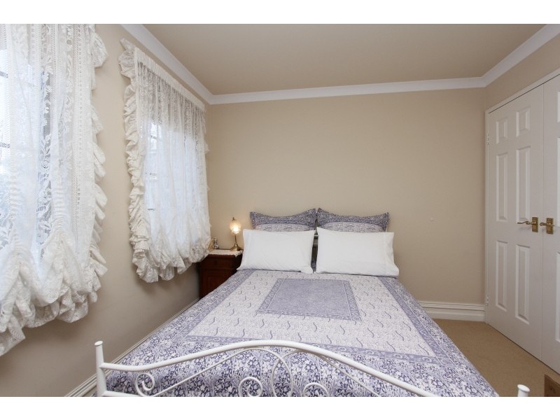 18 Broad Street, Kensington WA 6151