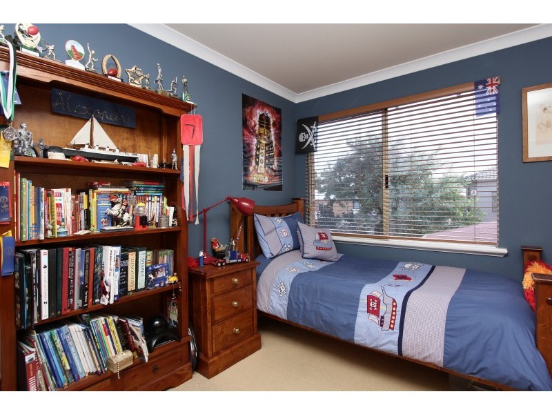 18 Broad Street, Kensington WA 6151