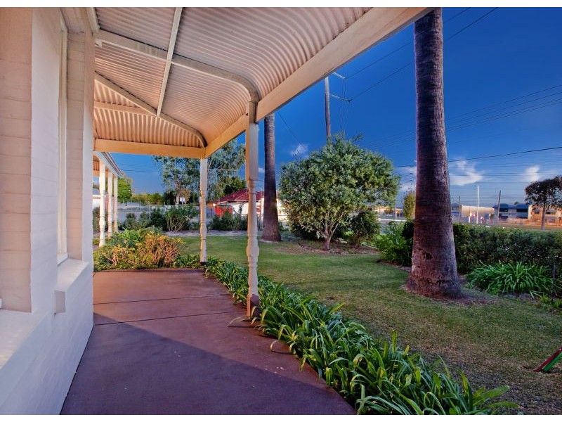 312 Railway Parade, East Cannington WA 6107