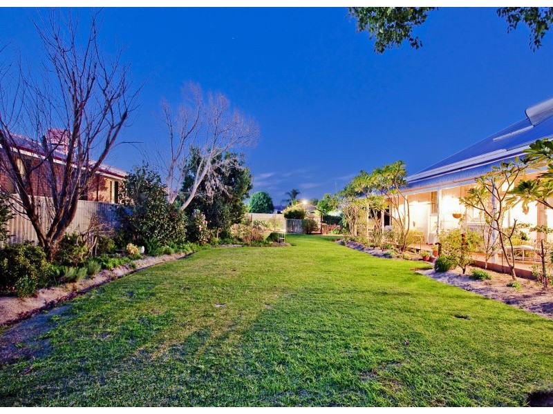 312 Railway Parade, East Cannington WA 6107