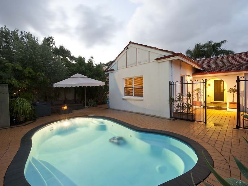 4 Anketell Street, Kensington WA 6151