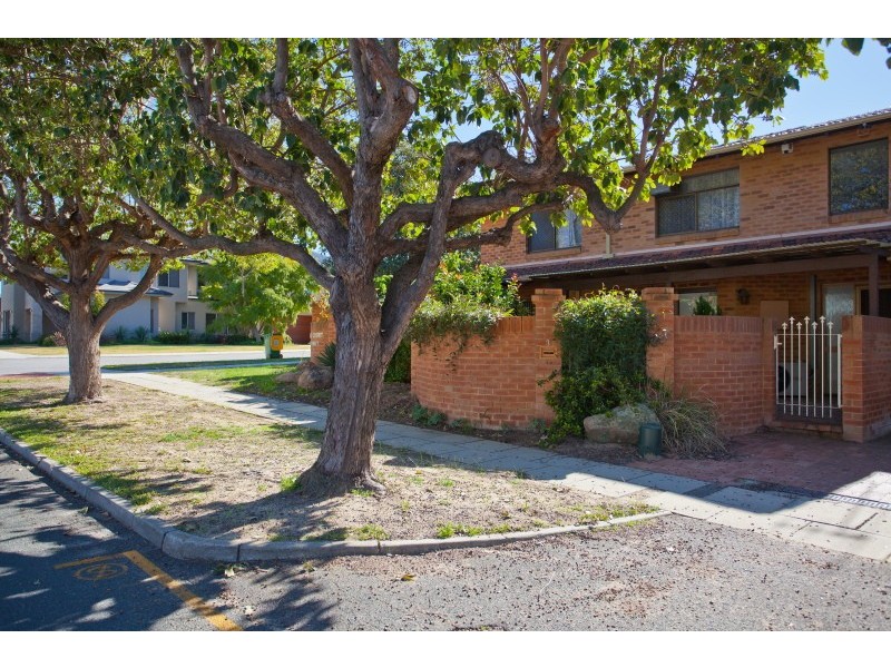 3/70 Eric Street, Como WA 6152