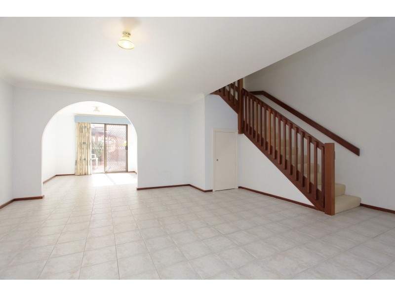 3/70 Eric Street, Como WA 6152