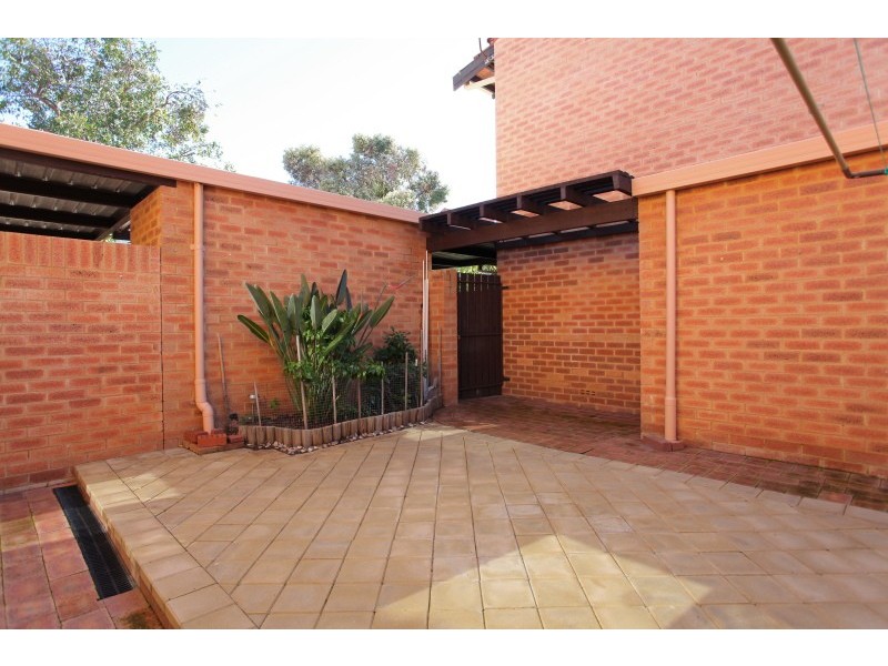 3/70 Eric Street, Como WA 6152