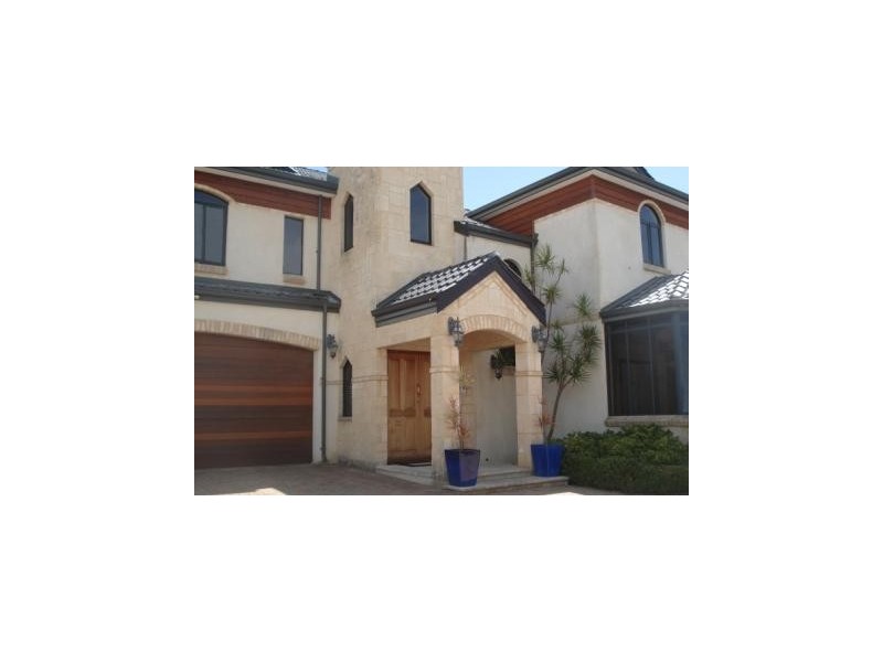 14 Etna Place, Rossmoyne WA 6148