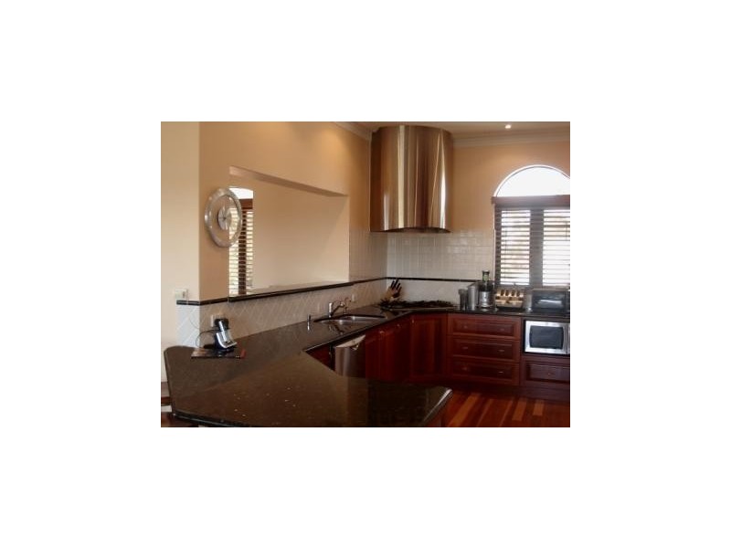 14 Etna Place, Rossmoyne WA 6148