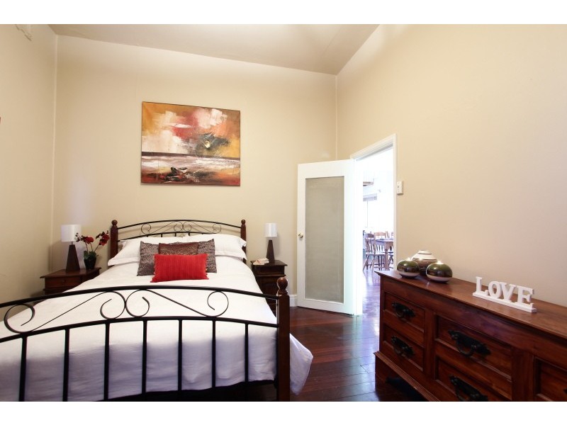 9 Kent Street, Victoria Park WA 6100