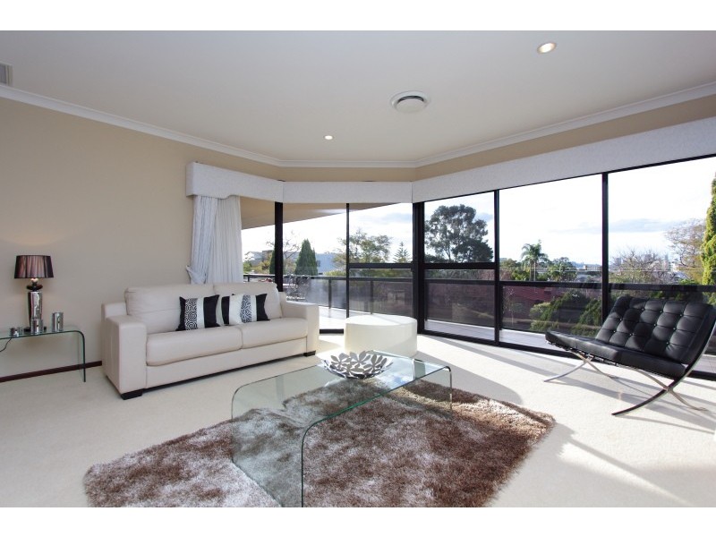 18 Rookwood Street, Mount Pleasant WA 6153