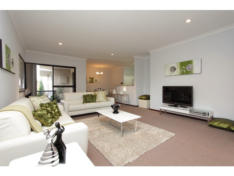 18 Rookwood Street, Mount Pleasant WA 6153