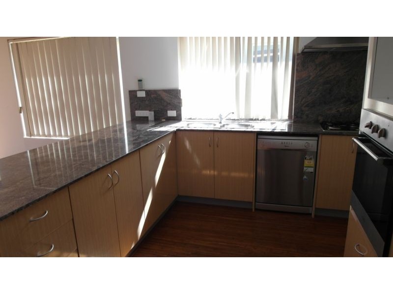 a/137 Lockhart Street, Como WA 6152