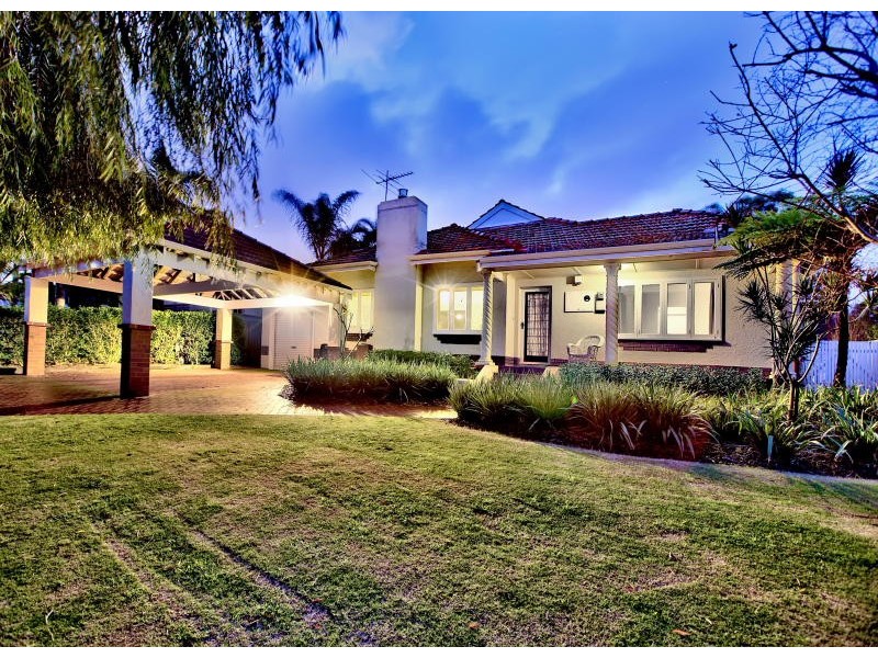 42 Bessell Avenue, Como WA 6152