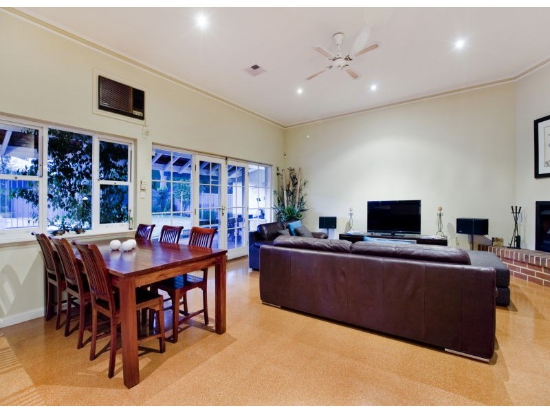 42 Bessell Avenue, Como WA 6152