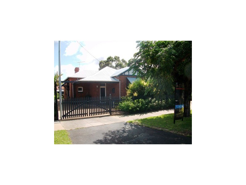 6 CARDIFF, East Victoria Park WA 6101