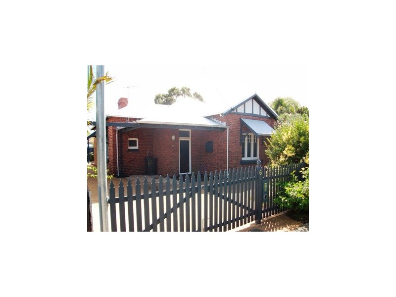 6 CARDIFF, East Victoria Park WA 6101