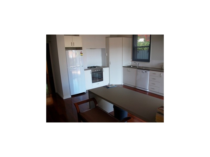 6 CARDIFF, East Victoria Park WA 6101