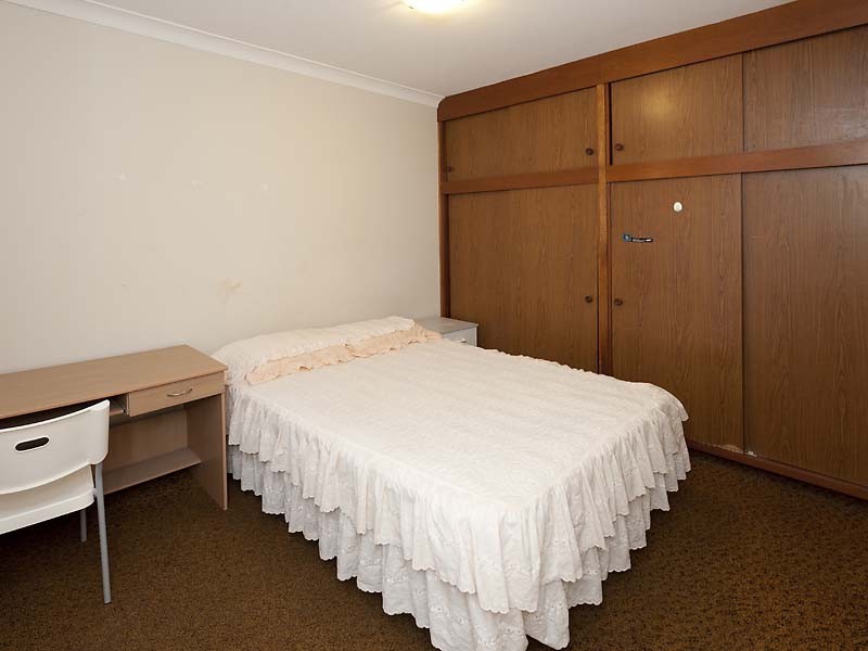 13 Stonehouse Crescent, Bentley WA 6102