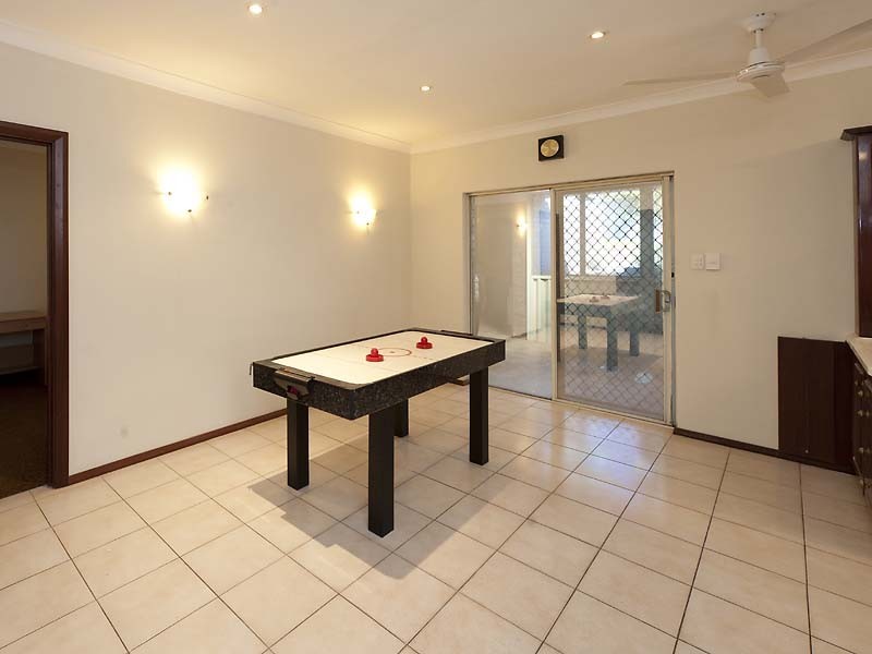 13 Stonehouse Crescent, Bentley WA 6102