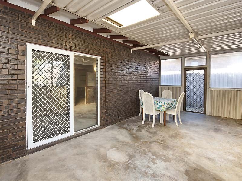 13 Stonehouse Crescent, Bentley WA 6102