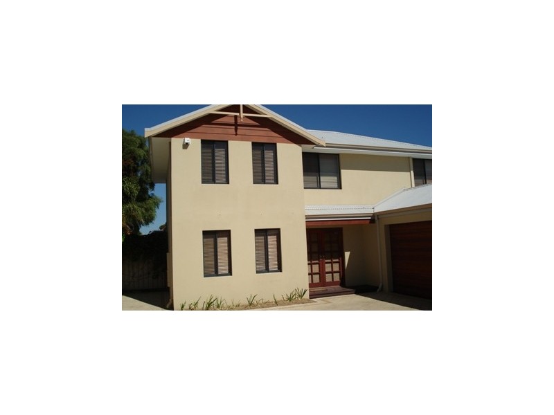 19 STREATELY ROAD, Lathlain WA 6100