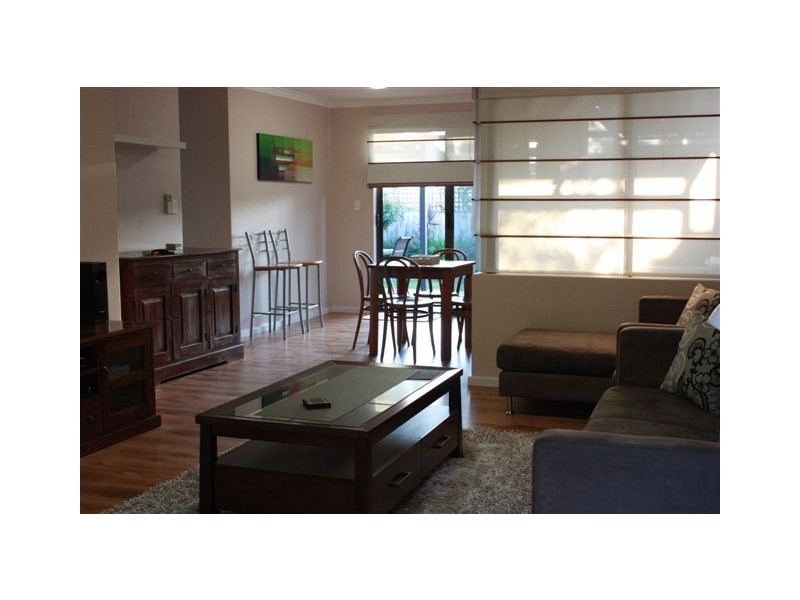 3/61 Robert Street, Como WA 6152