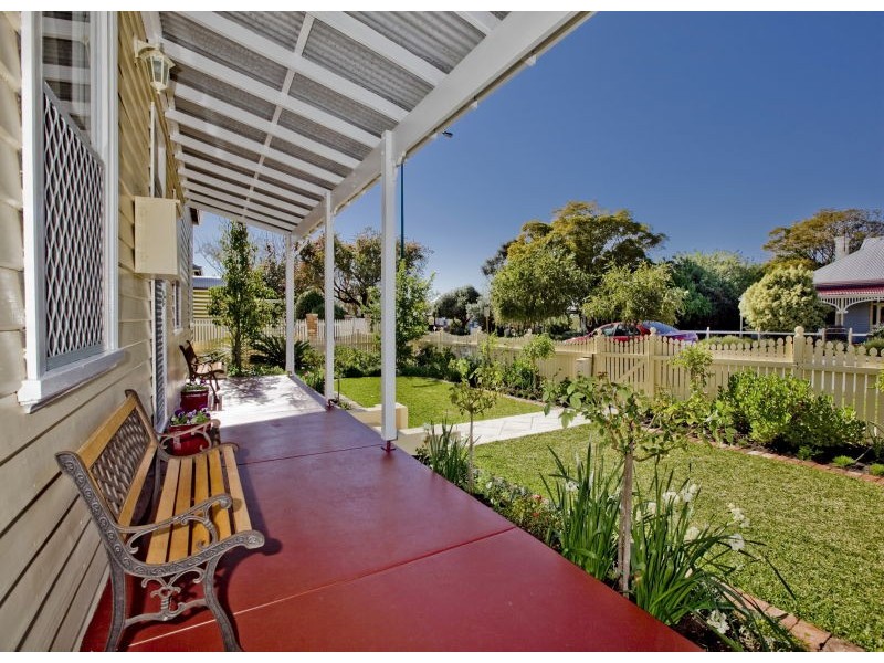 11A Kent Street, Victoria Park WA 6100