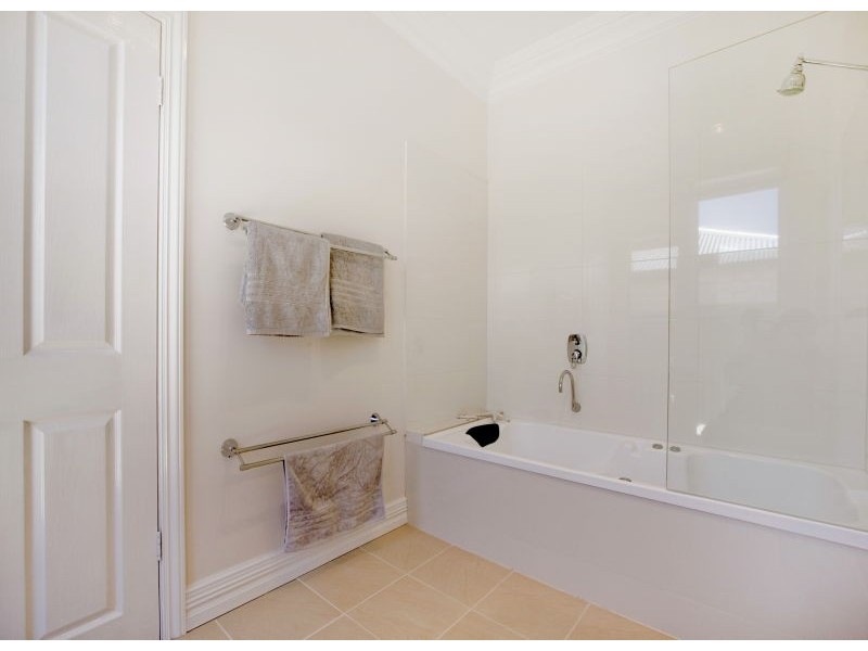 11A Kent Street, Victoria Park WA 6100