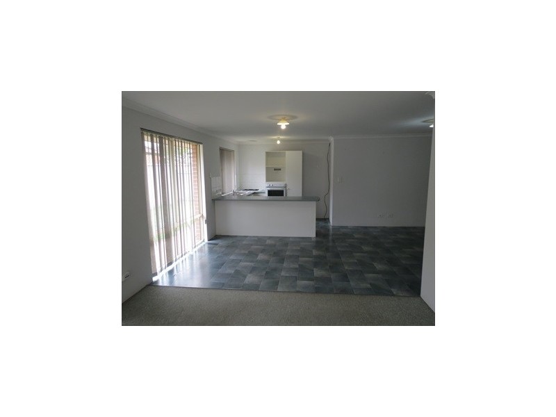 6 WALSH AVENUE, Redcliffe WA 6104