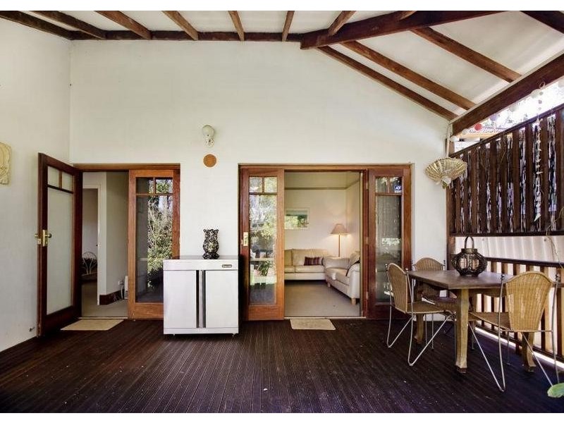 33 Fourth Avenue, Kensington WA 6151