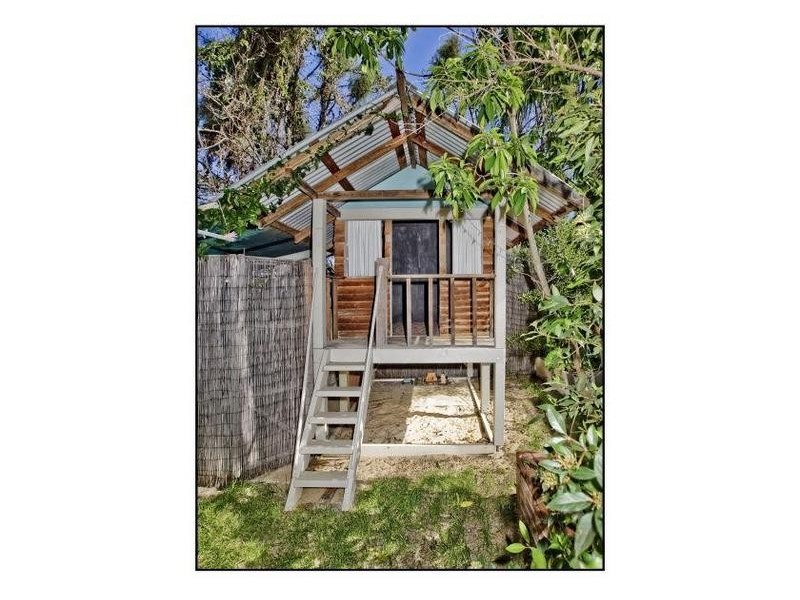 33 Fourth Avenue, Kensington WA 6151