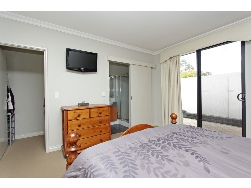 216 Shepperton Road, East Victoria Park WA 6101