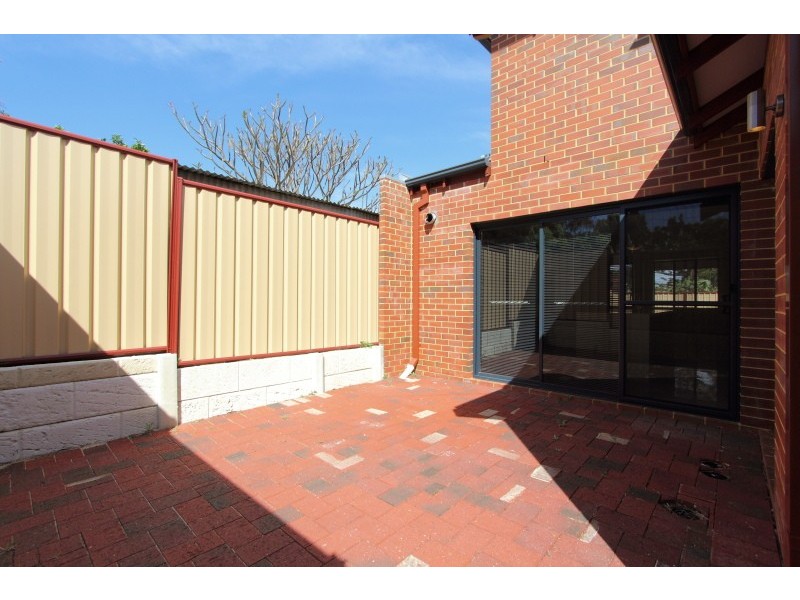 38D Sunbury Road, Victoria Park WA 6100