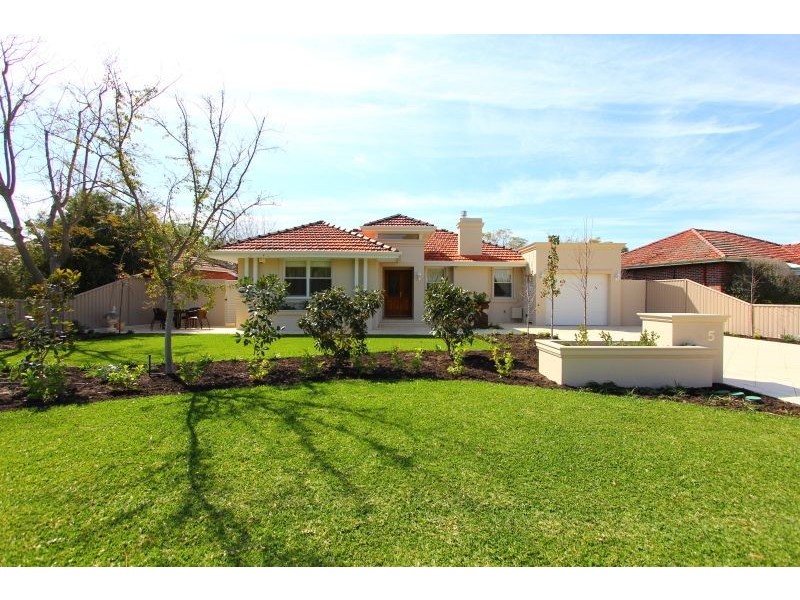 5 Darlot Crescent, South Perth WA 6151