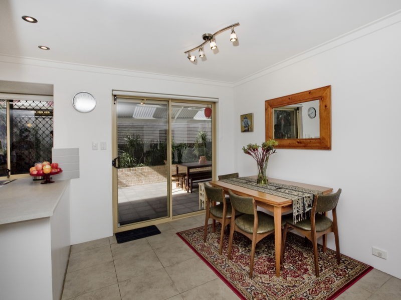 1/25 Tuam Street, Victoria Park WA 6100