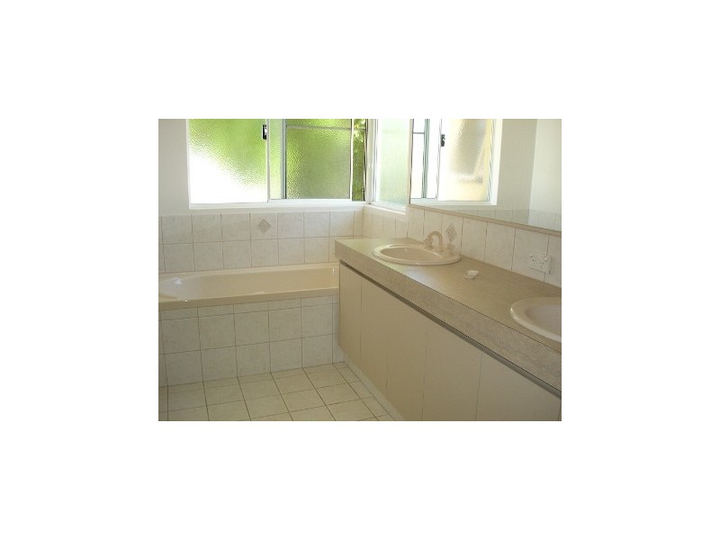 5A EGHAM STREET, Burswood WA 6100