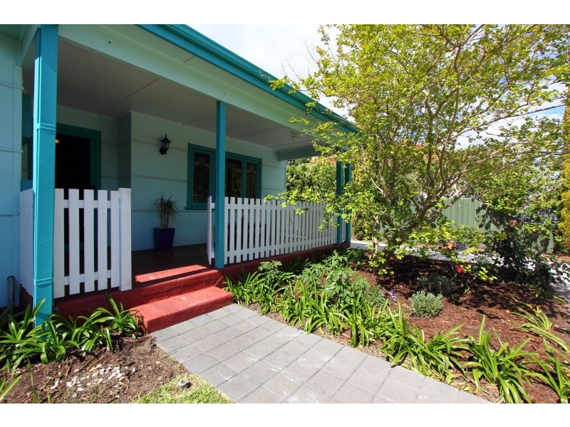 50 Grand Promenade, Bayswater WA 6053