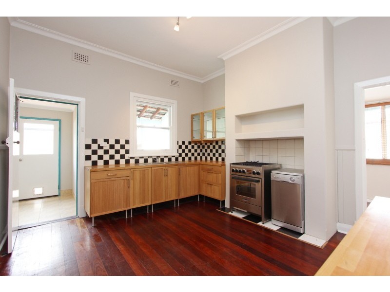 50 Grand Promenade, Bayswater WA 6053