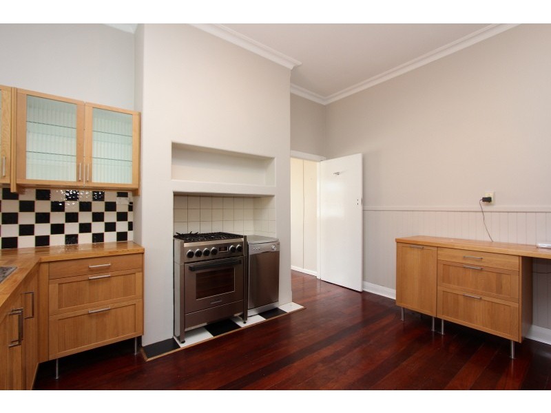 50 Grand Promenade, Bayswater WA 6053