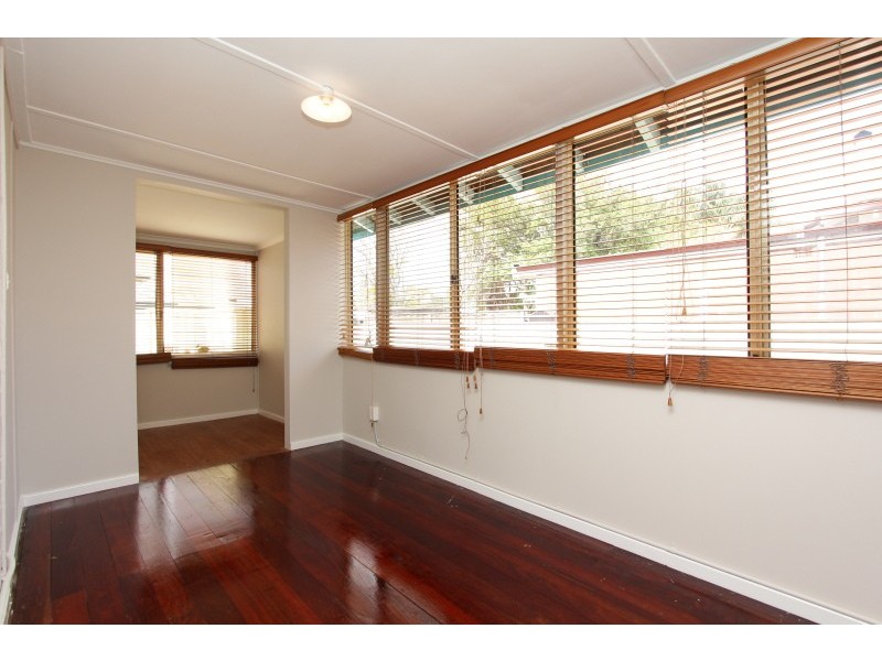 50 Grand Promenade, Bayswater WA 6053