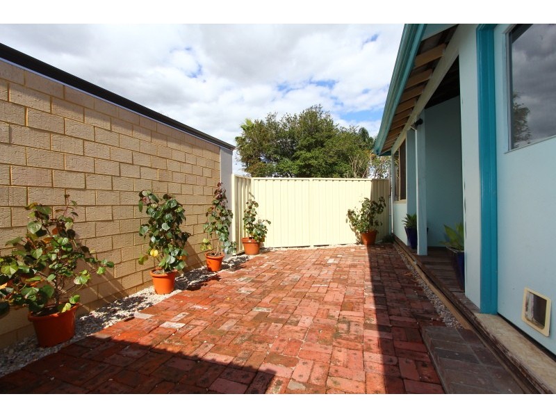 50 Grand Promenade, Bayswater WA 6053