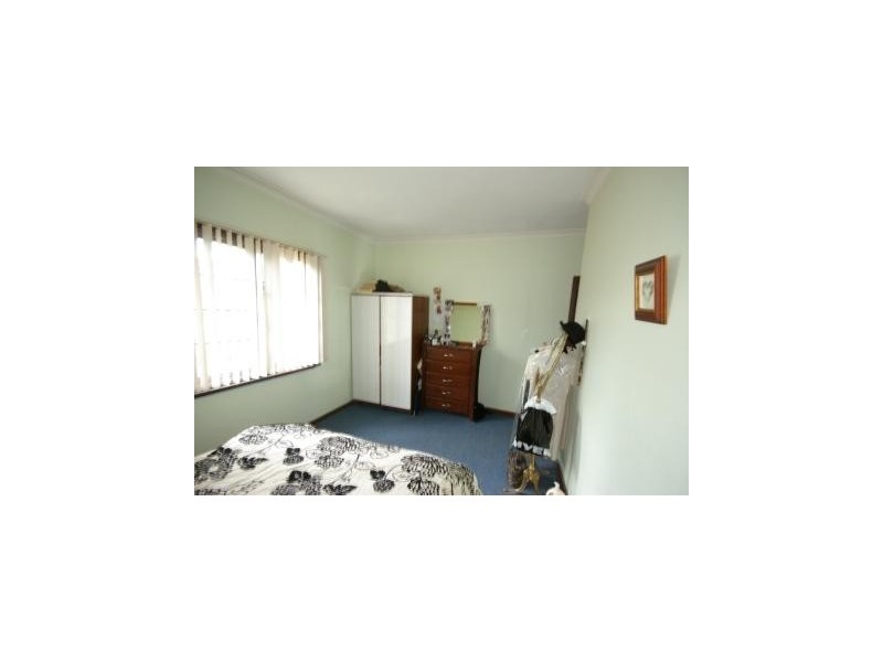 17 Klem Avenue, Salter Point WA 6152