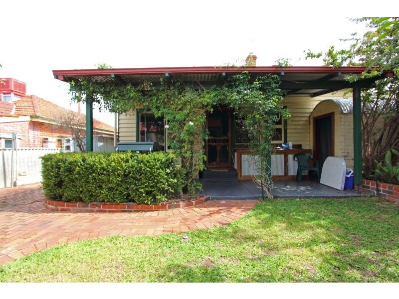 128 Hubert Street, East Victoria Park WA 6101