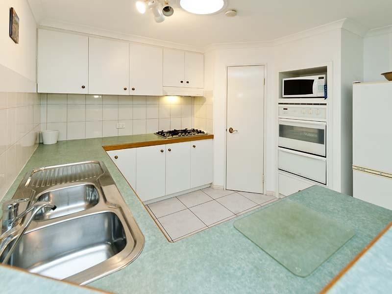 2/63 Anstey Street, South Perth WA 6151