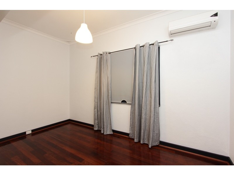 295 Keymer Street, Cloverdale WA 6105