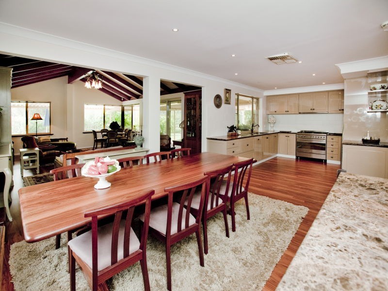 14 Artane Court, Waterford WA 6152