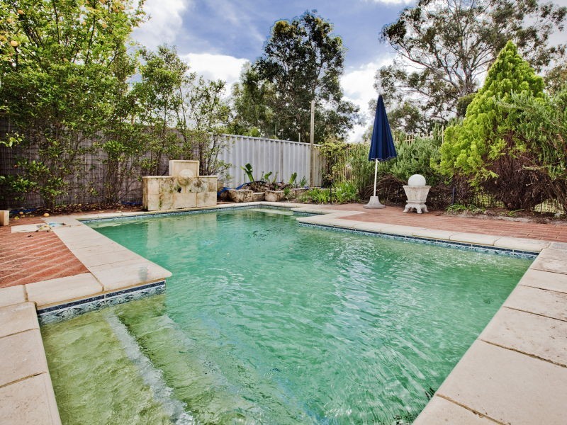 14 Artane Court, Waterford WA 6152