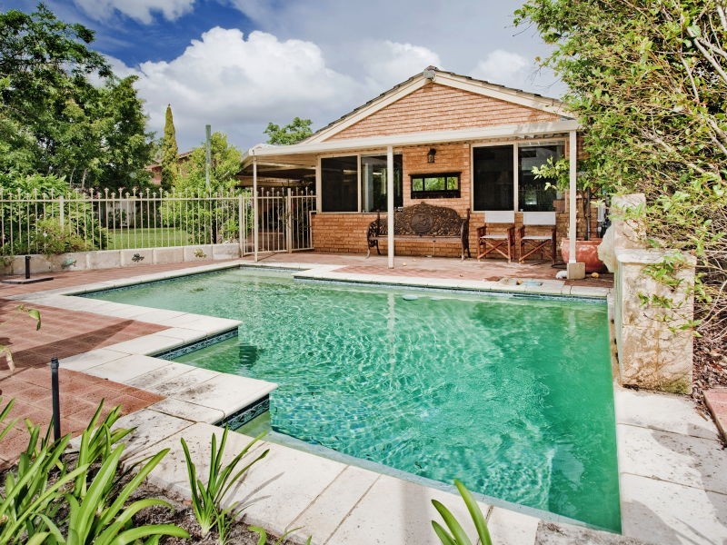 14 Artane Court, Waterford WA 6152